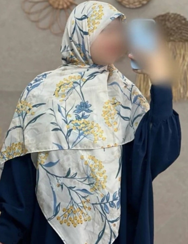 روسری زنانه نخی قواره 140